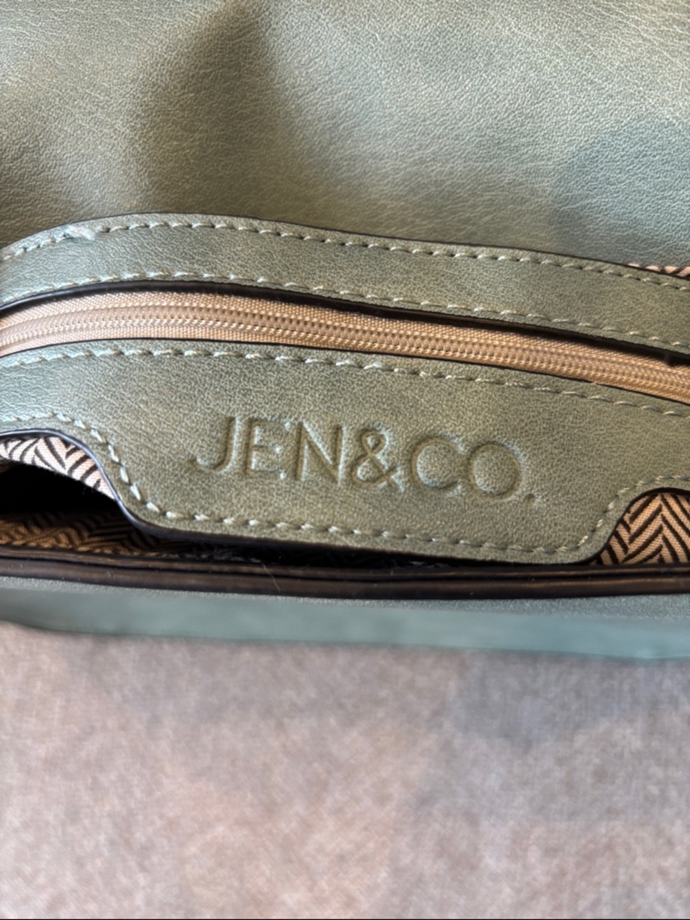 Jen & CoTeal Crossbody Shoulder Bag with Woven Strap and Tassel - Picture 8 of 12